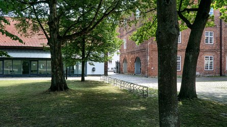 IBAF-Gehörlosenfachschule in Rendsburg: Innenhof im Hohen Arsenal